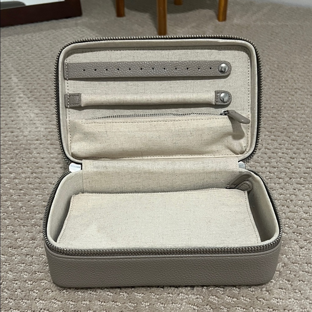 Mark & Graham Jewelry Organizer